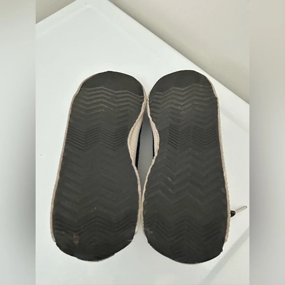Sorel Suede Sneakers Black Size 9.5